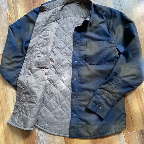 Flylow Sinclair Insulated Flannel, mens Small - Picture 2 of 3
